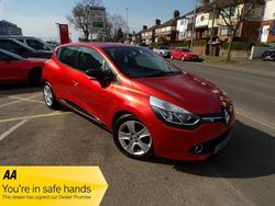 Red Used 2015 Renault Clio IV Dynamique Hatchback | £7,988 (Fair price)