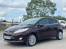 Red Used 2009 Ford Fiesta Titanium Hatchback | £2,495 (Good price)