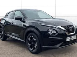 Black Used 2023 Nissan Juke N-Connecta SUV | £14,632 (Fair price)