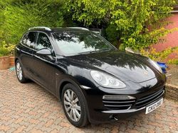 Black Used 2012 Porsche Cayenne SUV | £10,995 (A bit pricey)