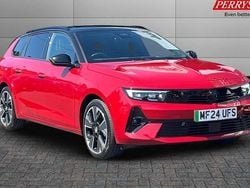 Used 2025 Vauxhall Astra Ultimate Estate | £19,999 (Super price)