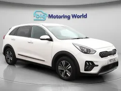 White Used 2022 Kia Niro 2 SUV | £18,300 (Fair price)
