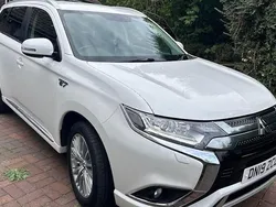 Used 2019 Mitsubishi Outlander P-HEV Estate | £9,988 (Good price)