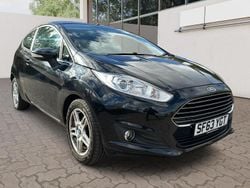 Black Used 2013 Ford Fiesta Zetec Hatchback | £3,695 (Fair price)