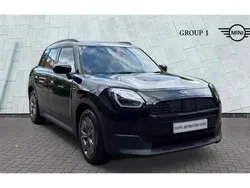 Black Used 2024 Mini Countryman Classic SUV | £29,990 (Fair price)