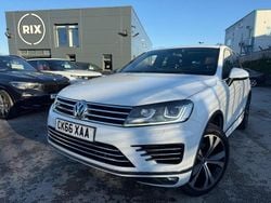 White Used 2016 VW Touareg R-line SUV | £17,750 (Good price)