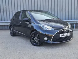 Black Used 2014 Toyota Yaris Hatchback | £5,295 (Fair price)