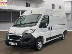 White Used 2023 Peugeot Boxer Premium Van | £21,994 (A bit pricey)