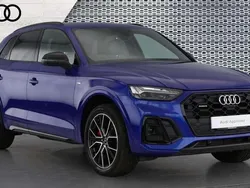 Blue Used 2022 Audi Q5 Comfort SUV | £33,702 (Fair price)