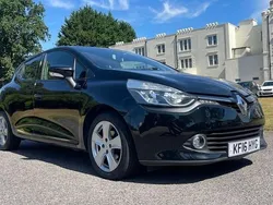 Black Used 2016 Renault Clio IV Dynamique Hatchback | £6,995 (Fair price)