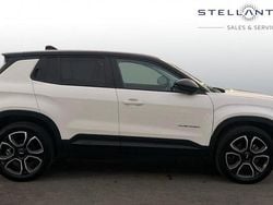 White Used 2024 Jeep Avenger EV Summit SUV | £18,219 (Fair price)