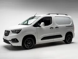 White Used 2021 Vauxhall Combo Sportive MPV | £7,495 (Fair price)