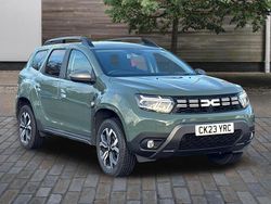 Green Used 2023 Dacia Duster Journey SUV | £15,795 (Fair price)
