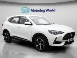 White Used 2023 MG HS SE SUV | £14,100 (Fair price)