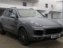 Grey Used 2016 Porsche Cayenne SUV | £21,490 (Good price)