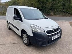 White Used 2018 Peugeot Partner Van | £3,695 (Super price)
