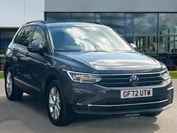 Dolphin grey metallic Used 2022 VW Tiguan Life SUV | £18,847 (Fair price)