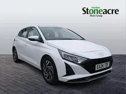 White Used 2024 Hyundai i20 Advanced Hatchback | £15,595 (Fair price)