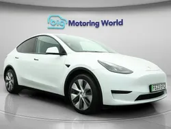 White Used 2023 Tesla Model Y RWD SUV | £21,300 (Fair price)