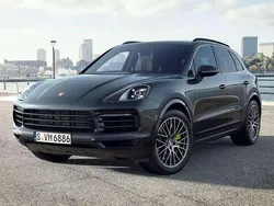 Black Used 2023 Porsche Cayenne Platinum Edition SUV | £57,490 (Good price)