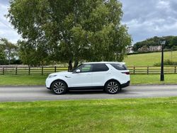 White Used 2022 Land Rover Discovery 5 SE SUV | £32,750 (Super price)