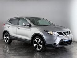 Silver Used 2017 Nissan Qashqai N-Connecta SUV | £10,200 (Good price)
