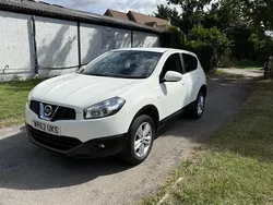 White Used 2013 Nissan Qashqai Acenta SUV | £4,995 (Fair price)