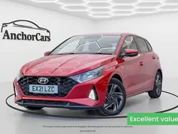 Red Used 2021 Hyundai i20 SE Hatchback | £12,993 (Fair price)