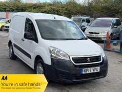 White Used 2017 Peugeot Partner S MPV | £3,989 (Fair price)