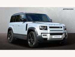 Silver Used 2023 Land Rover Defender HSE SUV | £51,995 (Fair price)