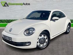 White Used 2014 VW Beetle Design Hatchback | £5,791 (Fair price)