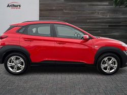 Red Used 2021 Hyundai Kona SE SUV | £12,298 (Good price)