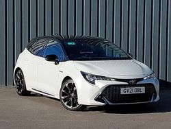 White Used 2021 Toyota Corolla Sport Hatchback | £16,798 (Expensive)