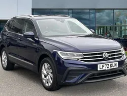 Atlantic blue metallic Used 2023 VW Tiguan Allspace Life SUV | £27,192 (Good price)