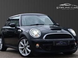 Black Used 2010 Mini Cooper S Hatch Hatchback | £6,489 (Expensive)