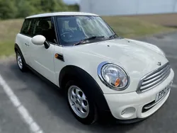 White Used 2012 Mini Cooper D Hatch Hatchback | £3,995 (Fair price)