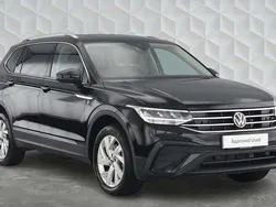 Black Used 2024 VW Tiguan Allspace Life SUV | £28,555 (Good price)