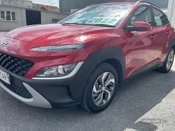 Red Used 2022 Hyundai Kona SE SUV | £15,750 (Fair price)
