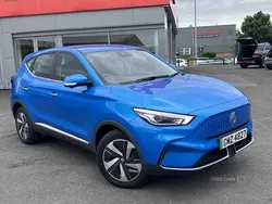 Blue New 2024 MG ZS SE Sedan | £16,490 (Fair price)