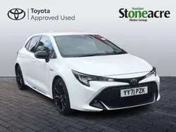 White Used 2021 Toyota Corolla Sport Hatchback | £18,700 (Fair price)