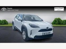 White Used 2022 Toyota Yaris Hybrid Hatchback | £19,205 (Expensive)