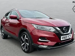 Red Used 2019 Nissan Qashqai Tekna SUV | £13,549 (Fair price)