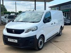 White Used 2023 Peugeot Expert Premium Van | £13,750 (Good price)