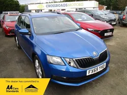 Blue Used 2019 Skoda Octavia SE Estate | £12,795 (Fair price)