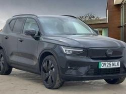 Onyx black Used 2025 Volvo EX40 Plus SUV | £35,980 (Expensive)