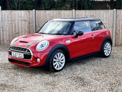 Red Used 2017 Mini Cooper S Hatch Hatchback | £10,000 (Fair price)
