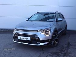 Grey Used 2025 Kia Niro 3 SUV | £26,990 (A bit pricey)