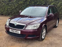 Red Used 2012 Skoda Octavia SE Estate | £2,990 (Good price)