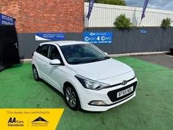 White Used 2015 Hyundai i20 SE Hatchback | £6,795 (Fair price)