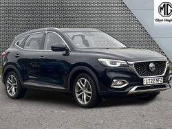 Black Used 2022 MG HS Exclusive SUV | £16,046 (Fair price)